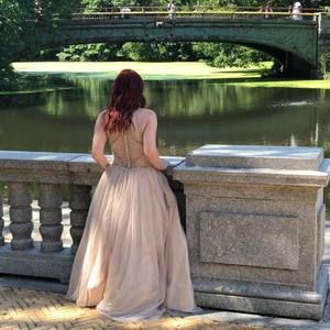 Meet your Posher, Laurie